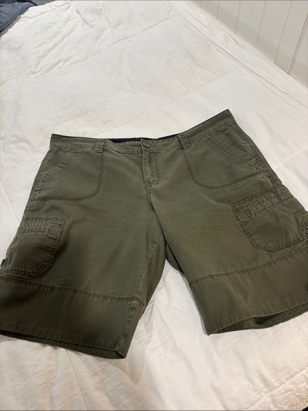 Calvin Klein Jeans Olive Green Cargo Shorts with Utility Pockets